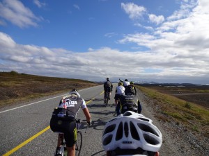 Following a group of paticipants of onroadfinnmark, a 440 km bike ride
