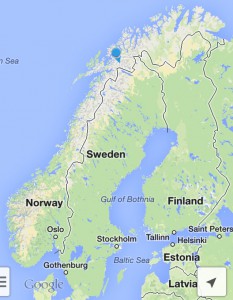 We are in Finnsnes (Senja), at the blue dot ... Wir sind nun in Finnsnes (Senja), beim blauen Punkt ...